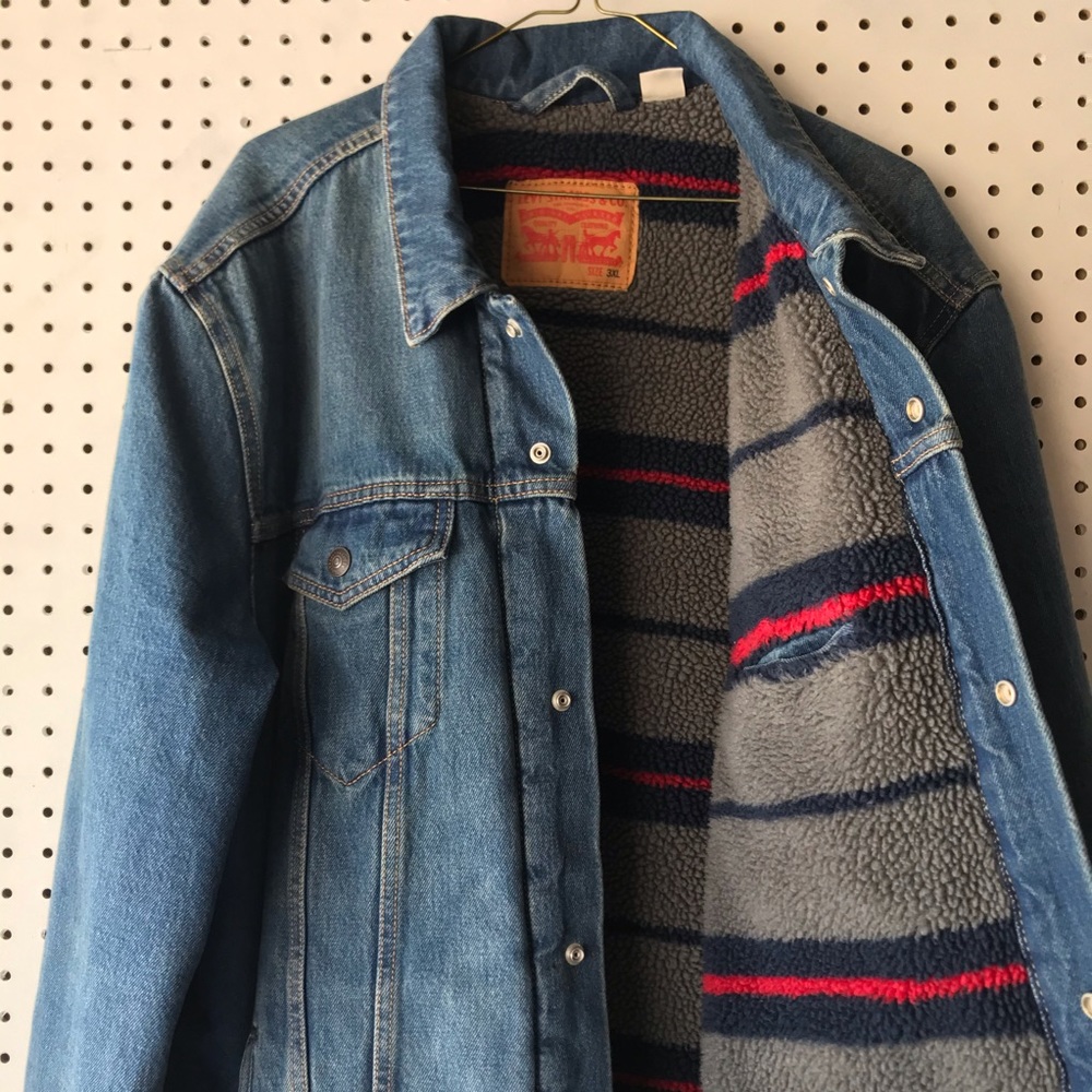 Levi’s Fully Lined Trucker Denim Jacket